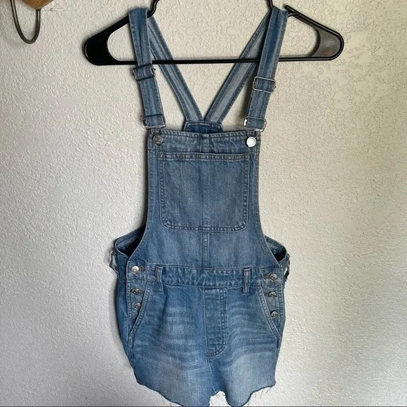 Madewell Adirondack Short Overalls - Picture 3 of 13